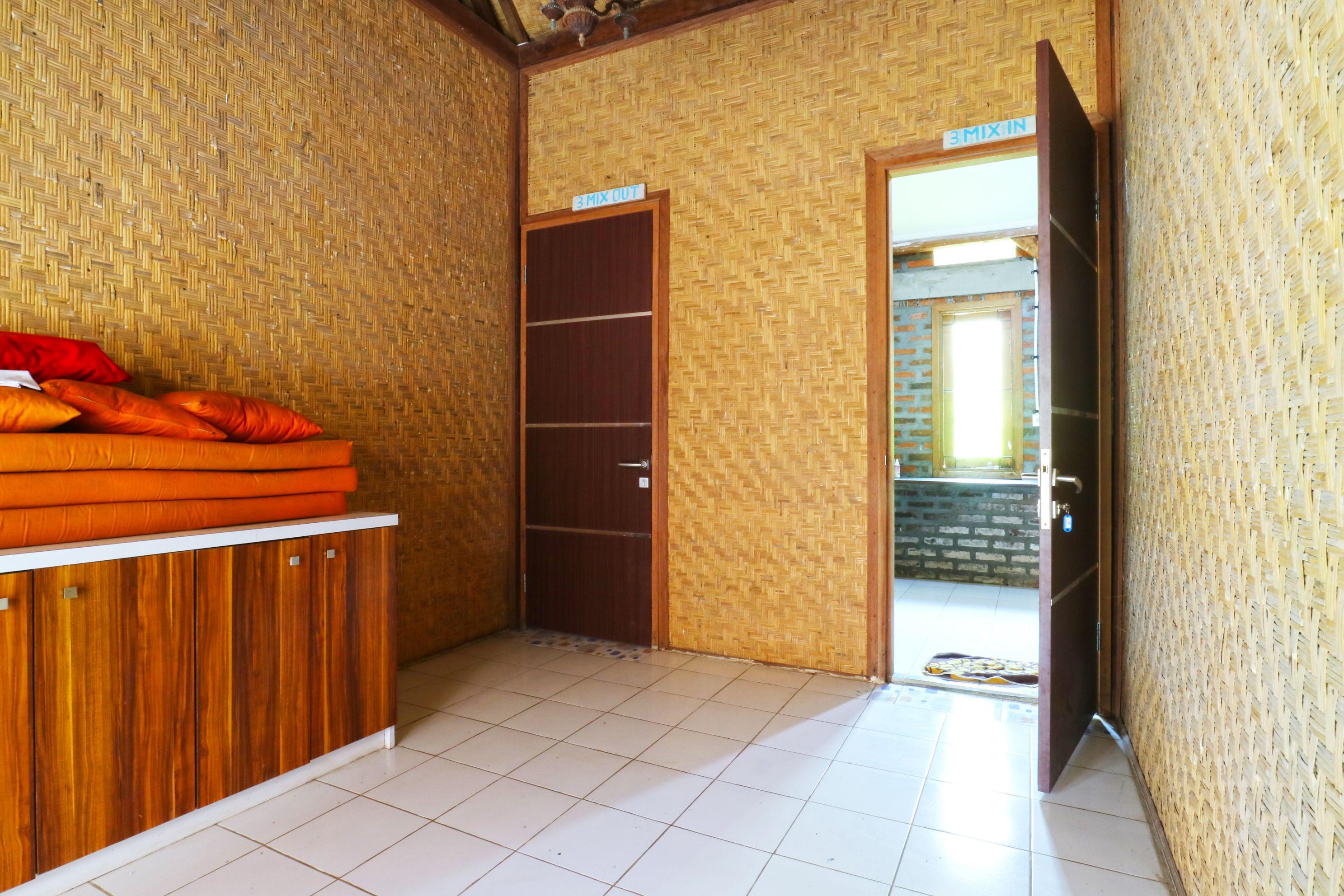 Indopurejoy House - Komala Indah Cottages Кута Екстер'єр фото